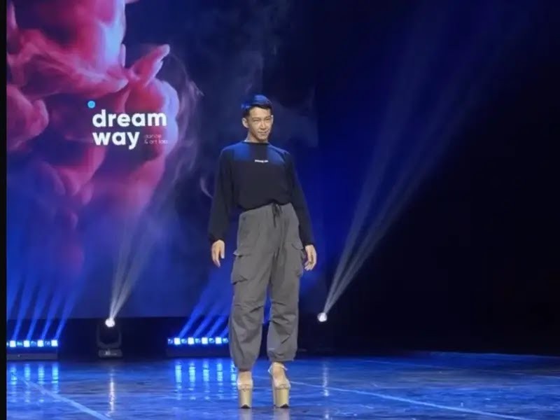 Məşhur  kişi xoreoqraf dikdaban ayaqqabıda rəqs etdiyiüçün az qala cəzalandırılacaqdı