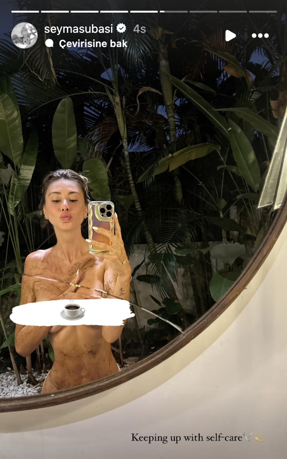 Acunun keçmiş arvadının çılpaq fotosu gündəm oldu