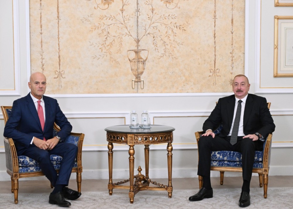 İlham Əliyev “Eni S.P.A” şirkətinin baş icraçı direktoru ilə görüşdü - FOTO