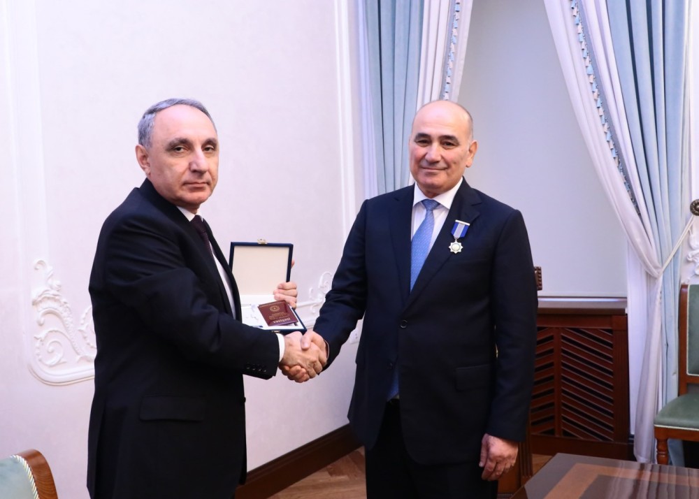 Kamran Əliyev onu təltif etdi -FOTOLAR