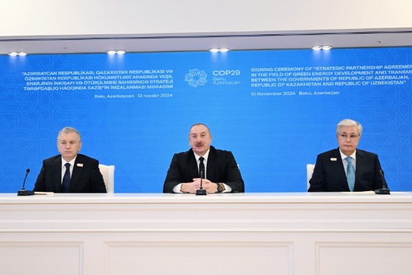 Azərbaycan, Qazaxıstan və Özbəkistan prezidentləri görüşdü -YENİLƏNİB (FOTOLAR)