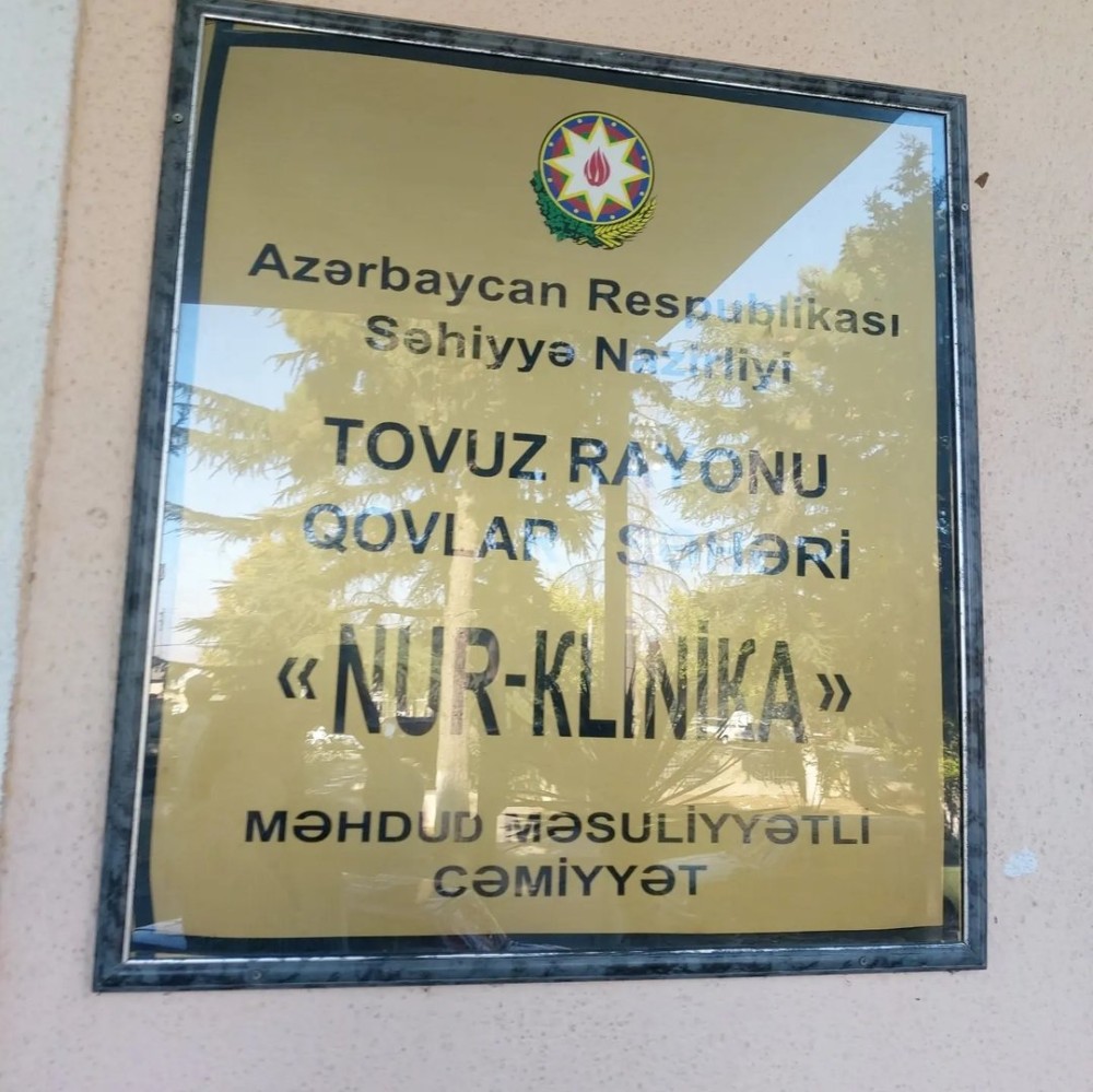 "Nur Klinika"nın dövlətə vergi borcu üzə çıxdı -Əməliyyat zamanı "pasientlər"lə yarıçılpaq "selfie"/ FOTOFAKT