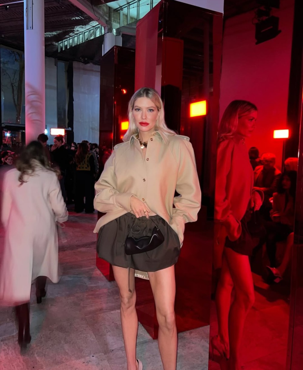 Rusiyalı milyarderdən boşandıqdan sonra ilk dəfə ictimaiyyət qarşısına çıxdı