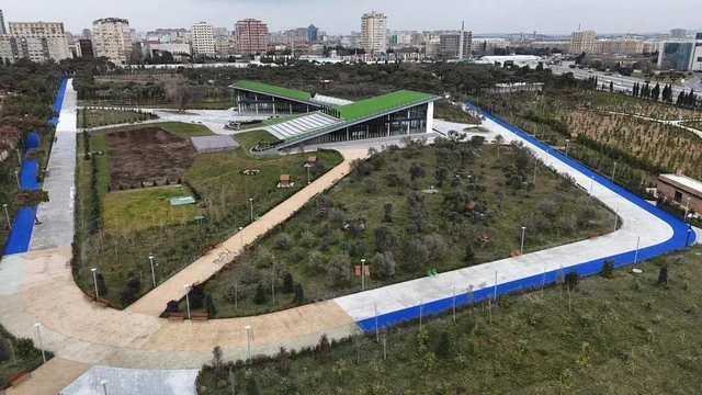 İlham Əliyev Bakıda yaradılan yeni parkın açılışında iştirakEDİB -FOTOLAR