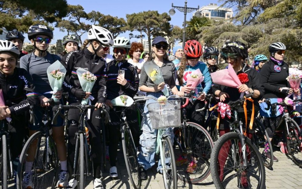 Leyla Əliyeva Bakıda veloyürüşə qatıldı -FOTO