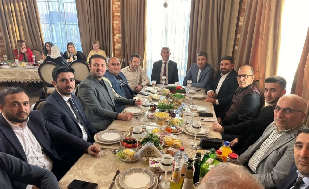 Əməkdar artistin təşəbbüsü ilə Ramazan ayı münasibəti ilə iftar süfrəsi təşkil edilib – FOTO