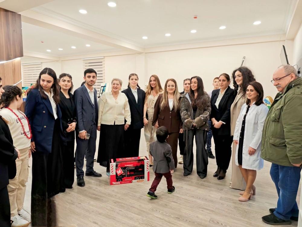 Leyla və Arzu Əliyevalar açılışda iştirak ediblər +FOTOLAR