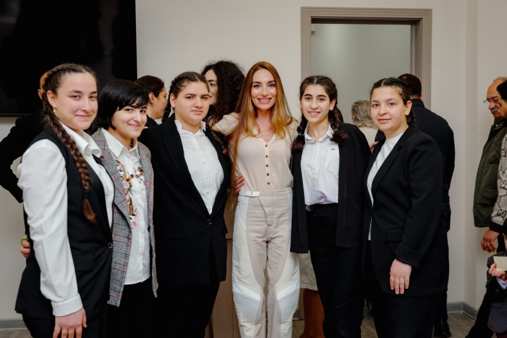 Leyla və Arzu Əliyevalar açılışda iştirak ediblər +FOTOLAR