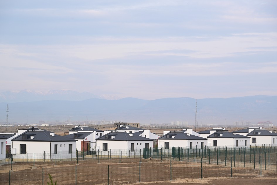 Bu gün açılışı olan Sarıcalı kəndindənFOTOLAR