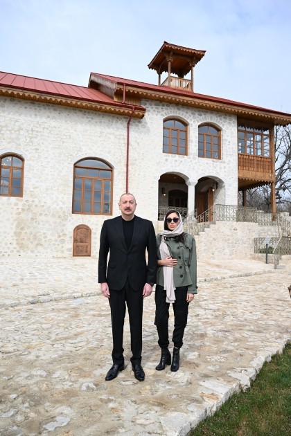 Prezident və birinci xanım Şuşada bir sıra açılışlarda iştirak ediblər - YENİLƏNİB (FOTOLAR)