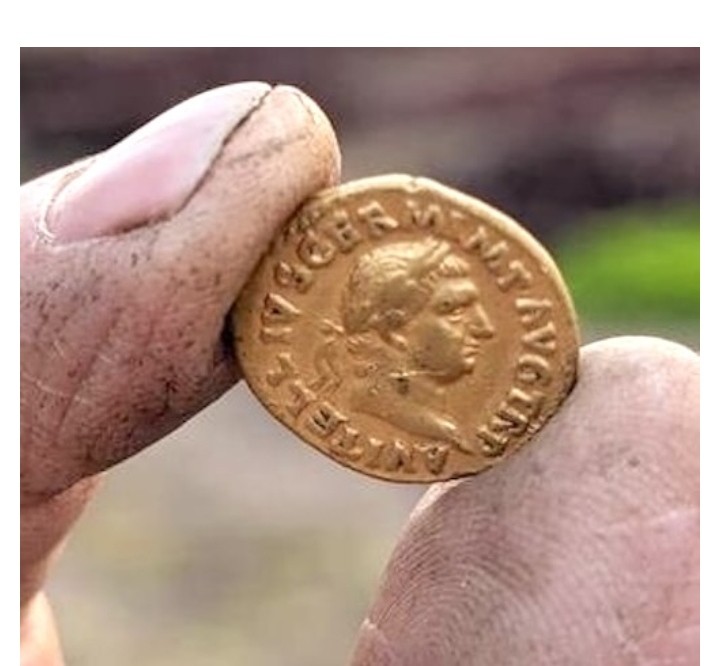 76 yaşlı kişi tarlada görün nə tapıb- İllər sonra arzusuna çatıb