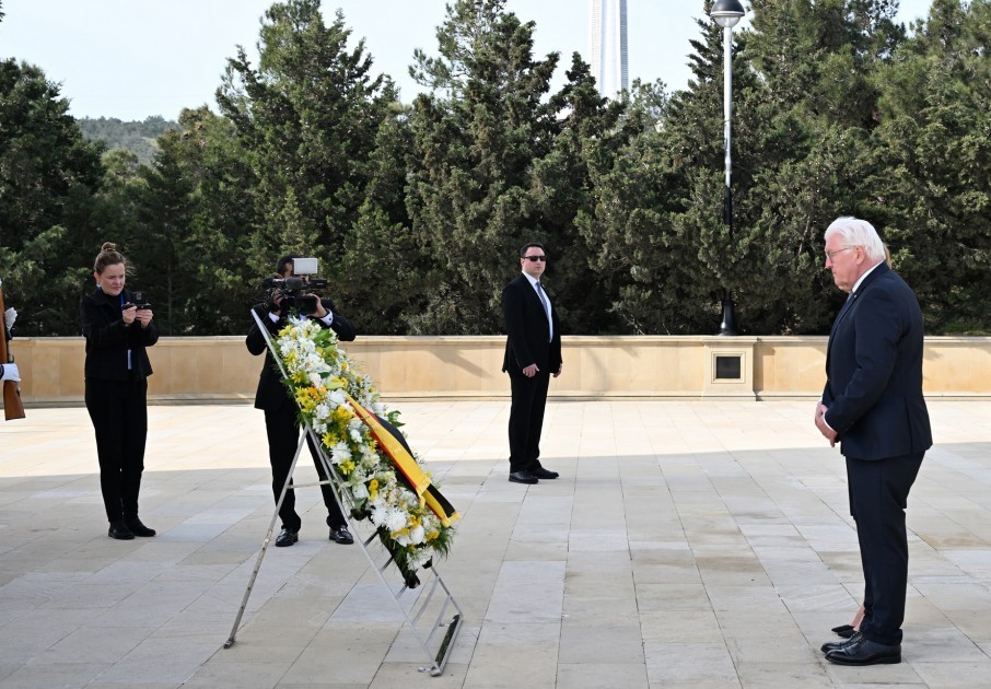 Almaniya Prezidenti və xanımı Şəhidlər xiyabanını ziyarət etdi - FOTOLAR