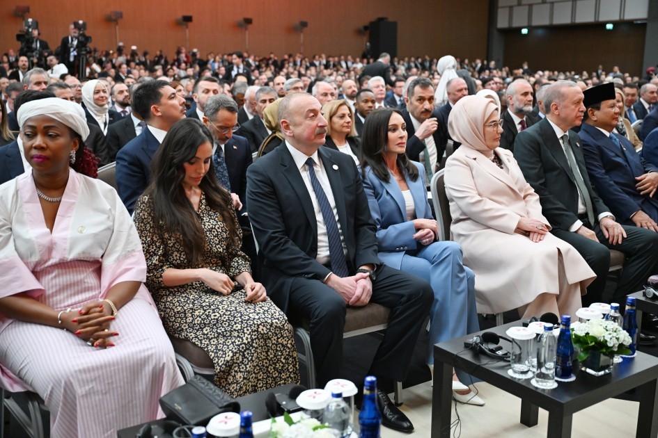 İlham Əliyev və ailə üzvləri Antalyada forumun açılışına qatıldı -FOTOLAR