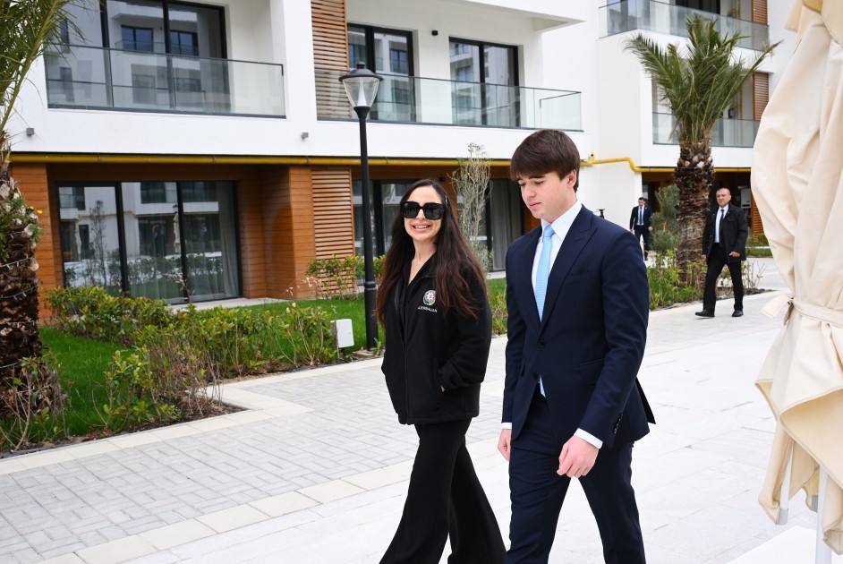 Prezident ailəsi ilə “Sea Breeze”də+ FOTOLAR