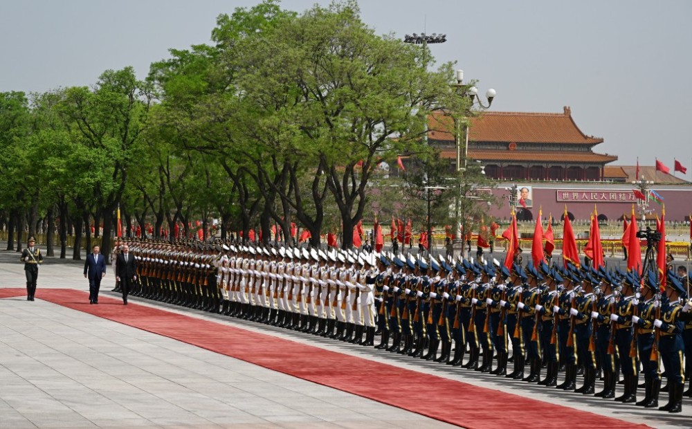 Prezidentin Pekində rəsmi qarşılanma mərasimi oldu -FOTOLAR (YENİLƏNİB)