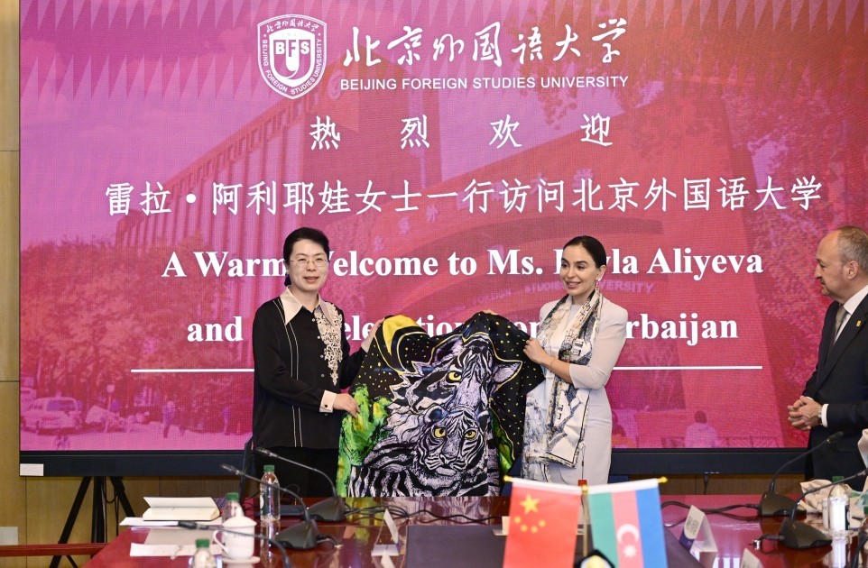 Leyla Əliyeva Pekin Xarici Dillər Universitetində - FOTOLAR