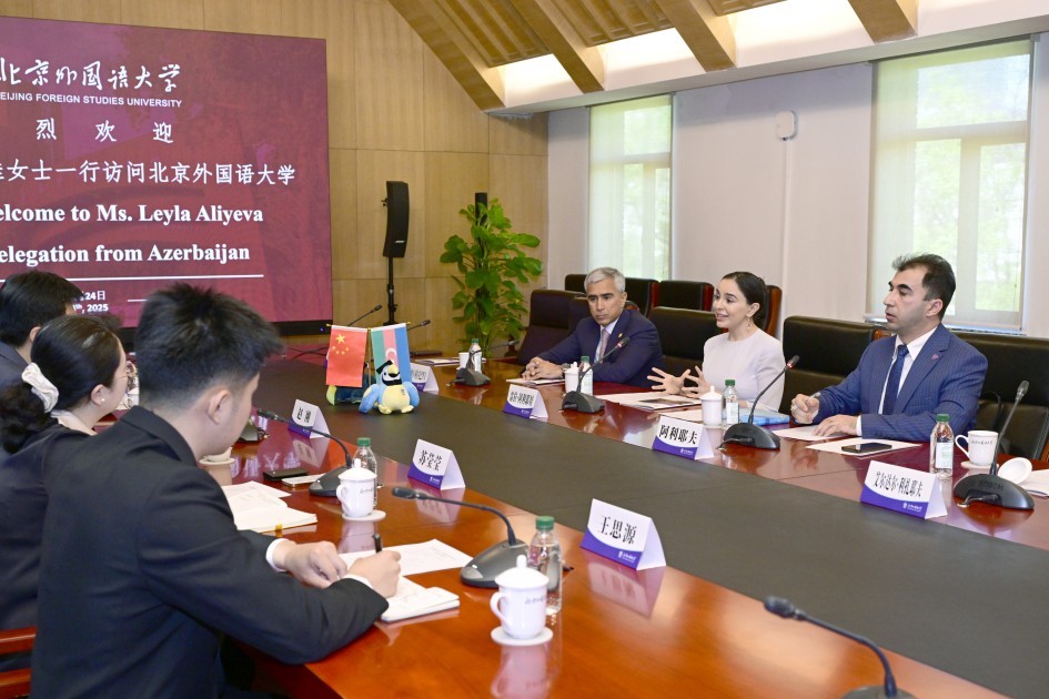 Leyla Əliyeva Pekin Xarici Dillər Universitetində - FOTOLAR