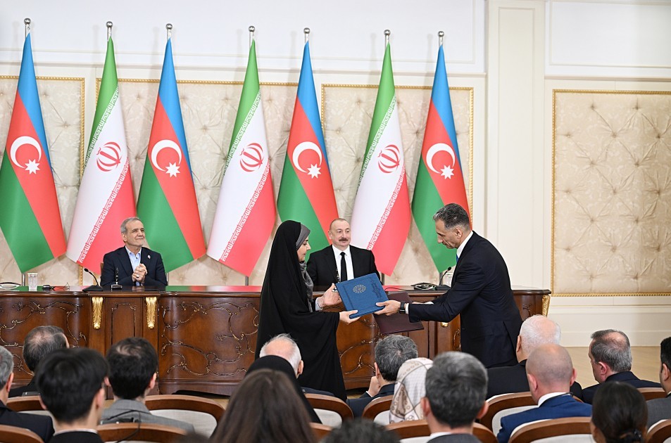 İlham Əliyevlə Pezeşkian Birgə Bəyanat imzaladılar -FOTOLAR