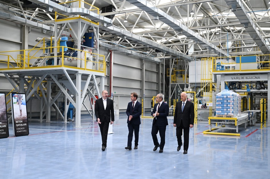 Prezident Sumqayıt Kimya Sənaye Parkında bir sıra müəssisələrin açılışını etdi -FOTOLAR