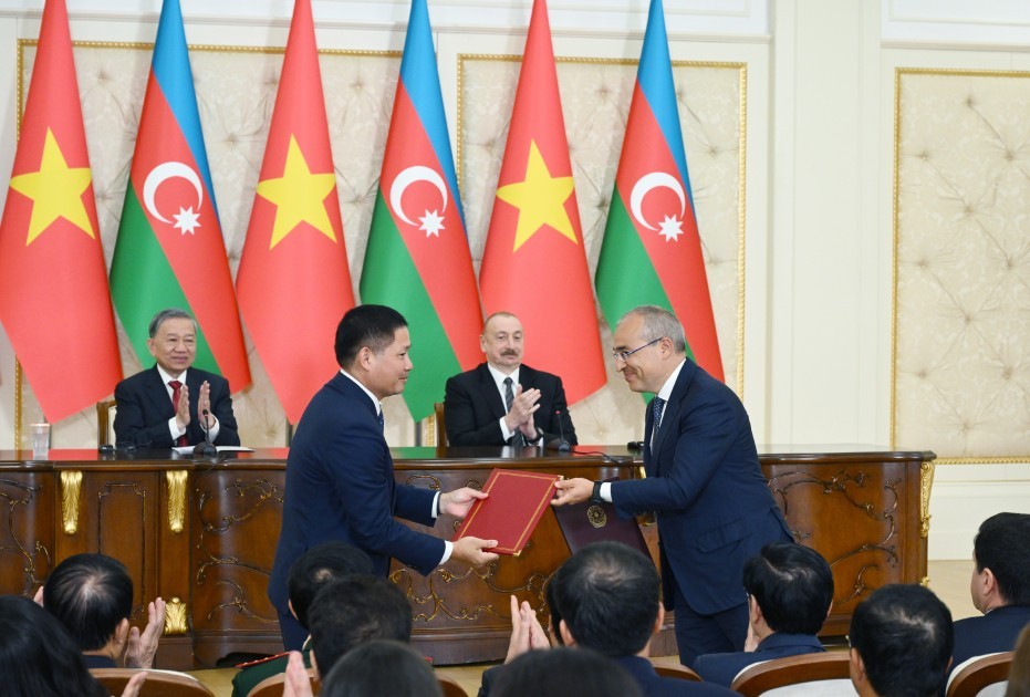 Azərbaycanla Vyetnam arasında imzalanmış sənədlər mübadilə edildi -YENİLƏNİB (FOTOLAR)