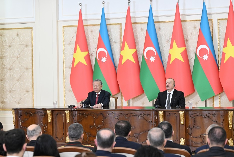 İlham Əliyev və To Lam mətbuata bəyanatlarla çıxış ediblər -YENİLƏNİB (FOTOLAR)