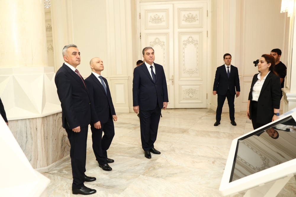 Gəncə şəhərinin mərkəzində Gəncə Regional Vəkil Bürosunun yeni inzibati binasının açılış mərasimi olub