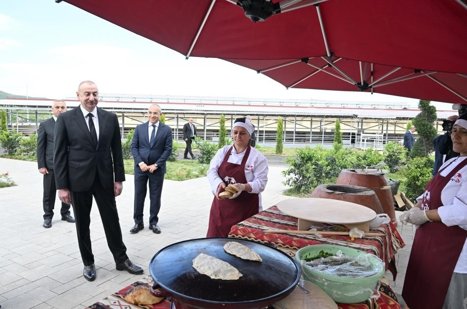 Prezident Xocalıda daha bir kompleksin açılışını etdi -YENİLƏNİB