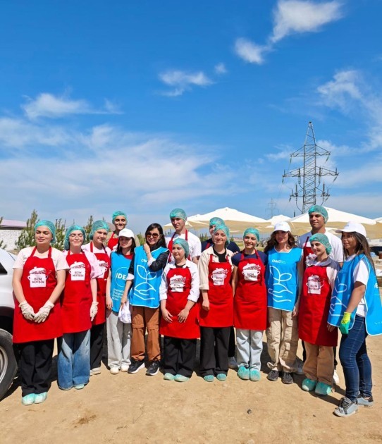 Leyla və Arzu Əliyevaların iştirakı ilə ağacəkmə aksiyası keçirilib -FOTOLAR