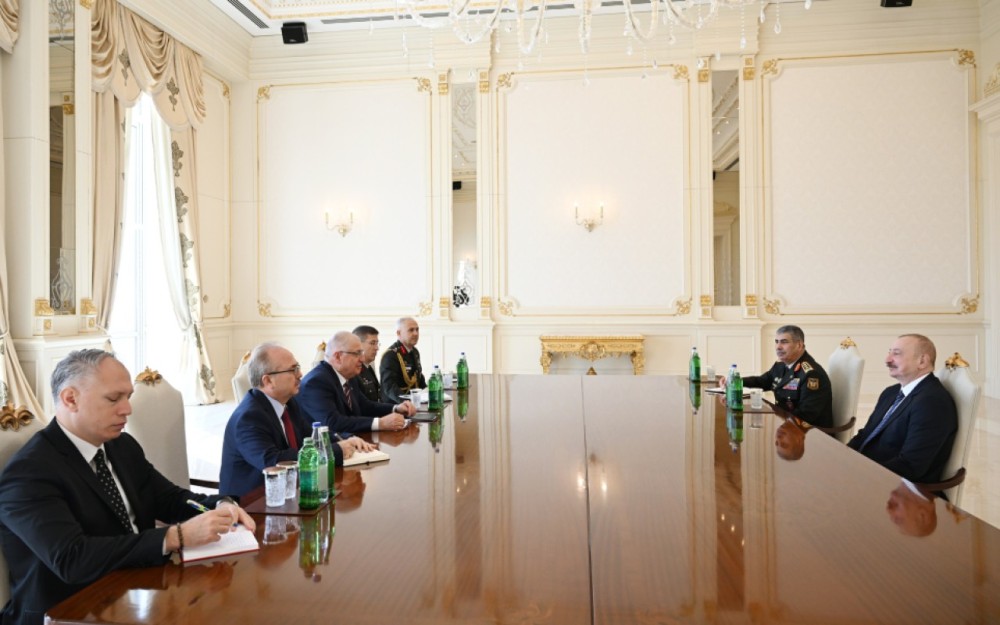 İlham Əliyev Yaşar Güləri qəbul etdi+ FOTOLAR