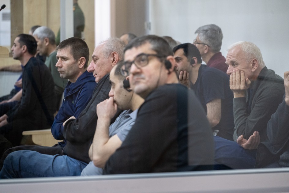 "Komandirlərdən biri qardaşım olub"- İşğal etirafları (FOTOLAR)