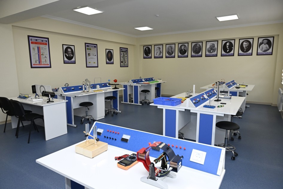 Prezident “Talıstan” liseyinin açılışında- FOTOLAR