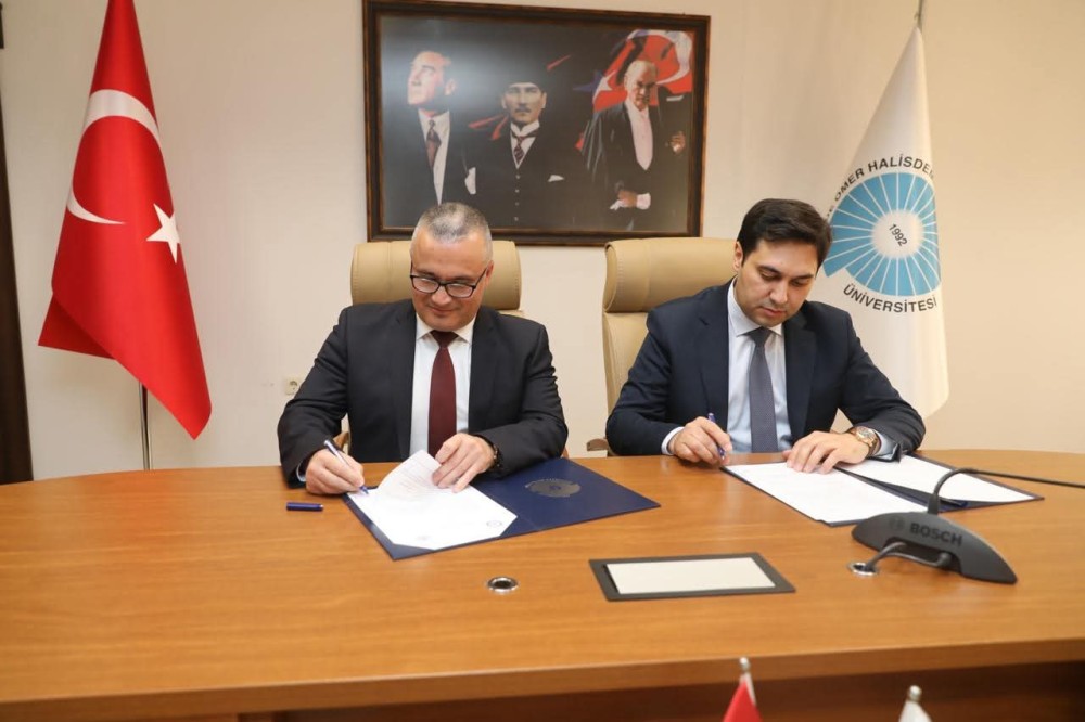 BAAU və Komrat Dövlət Universiteti arasında Əməkdaşlıq Memorandumu imzalanıb+ FOTO