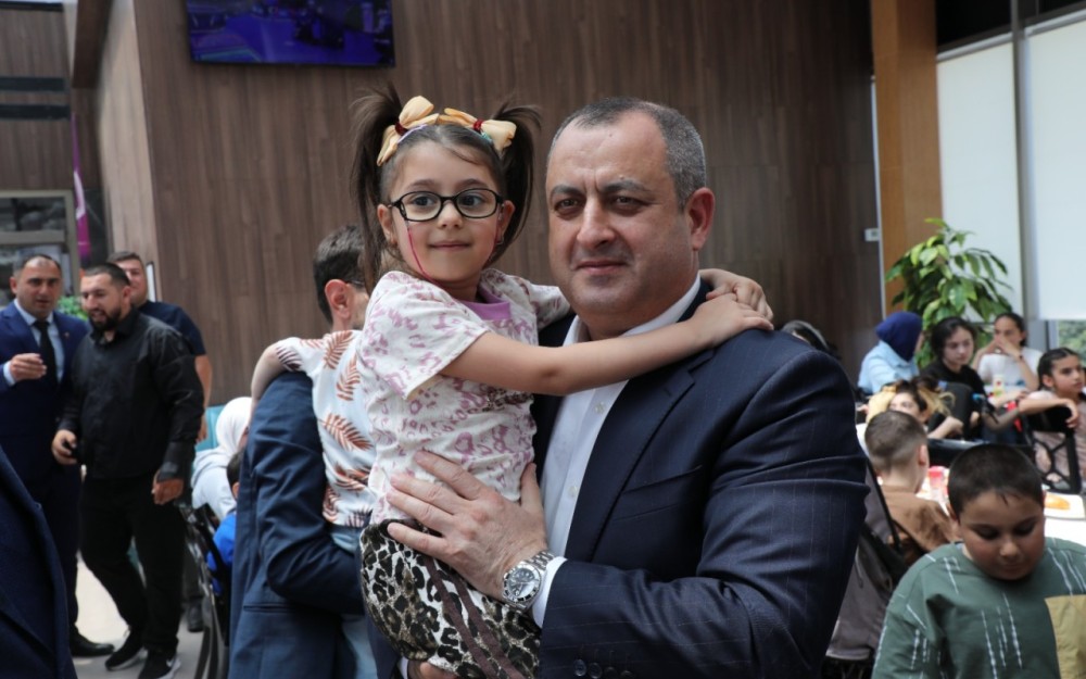 Suraxanıda Uşaqların Beynəlxalq müdafiəsi günü qeyd edildi +FOTOLAR