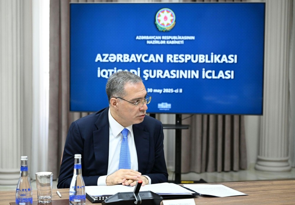 Əli Əsədov tapşırıqlar verdi -FOTOLAR