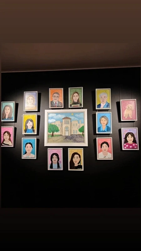 Arzu Əliyeva rəsm qalereyasında - FOTOLAR