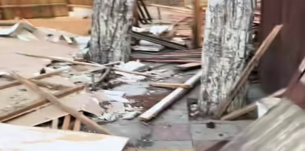 "Şəki" restoranının yanındakı "Xal-Xal" da sökülür - FOTOLAR