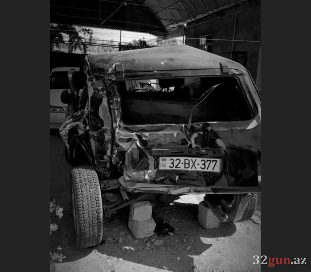 Yevlaxda, Səmədabad kəndinə gedən yolda ağır qəza baş verib- FOTO