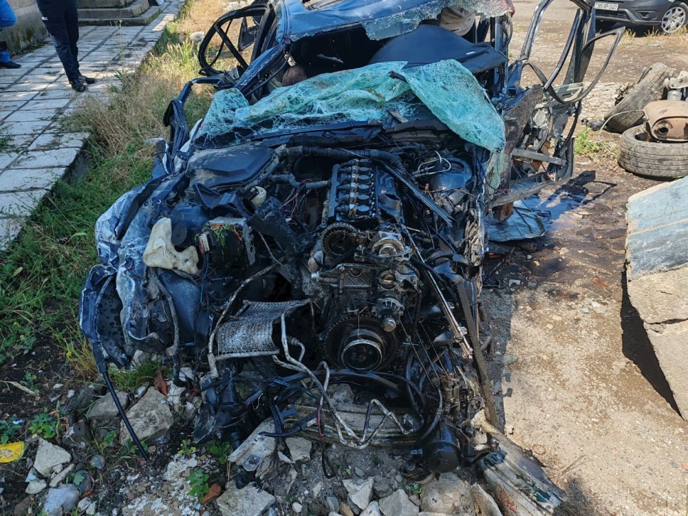 Dəhşətli qəzada ölənlər sərxoş olublar - Hadisə yerindən fotolar