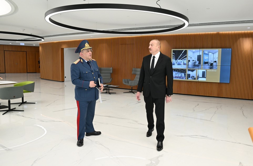 İlham Əliyev Gömrük Komitəsinin yeni binasının açılışını etdi - FOTOLAR