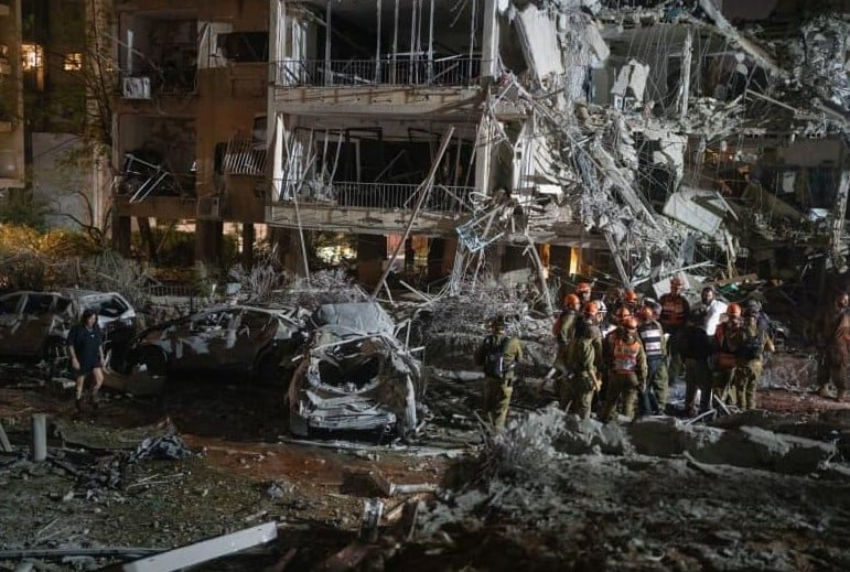 İranın raket hücumundan sonra Təl-Əviv -Fotolar