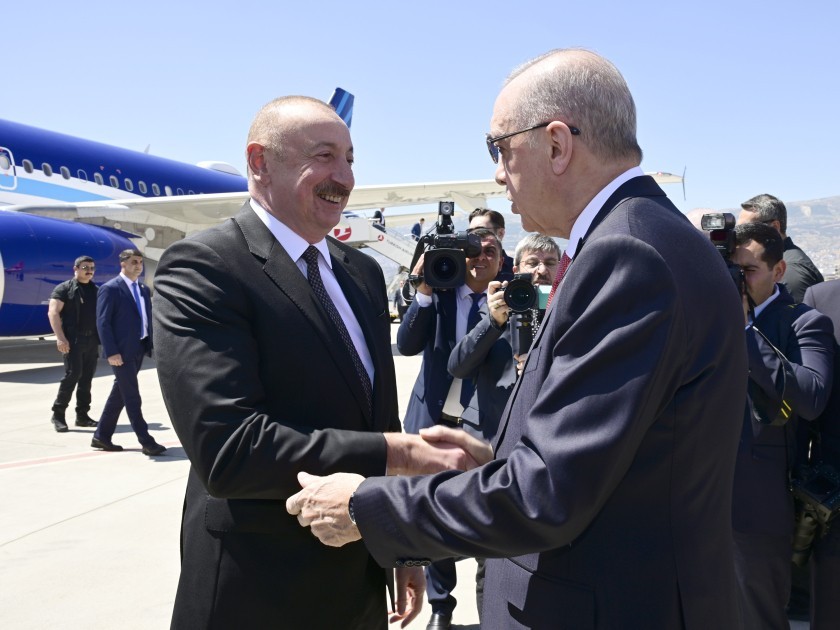 Ərdoğan İlham Əliyevi belə qarşıladı -FOTOLAR