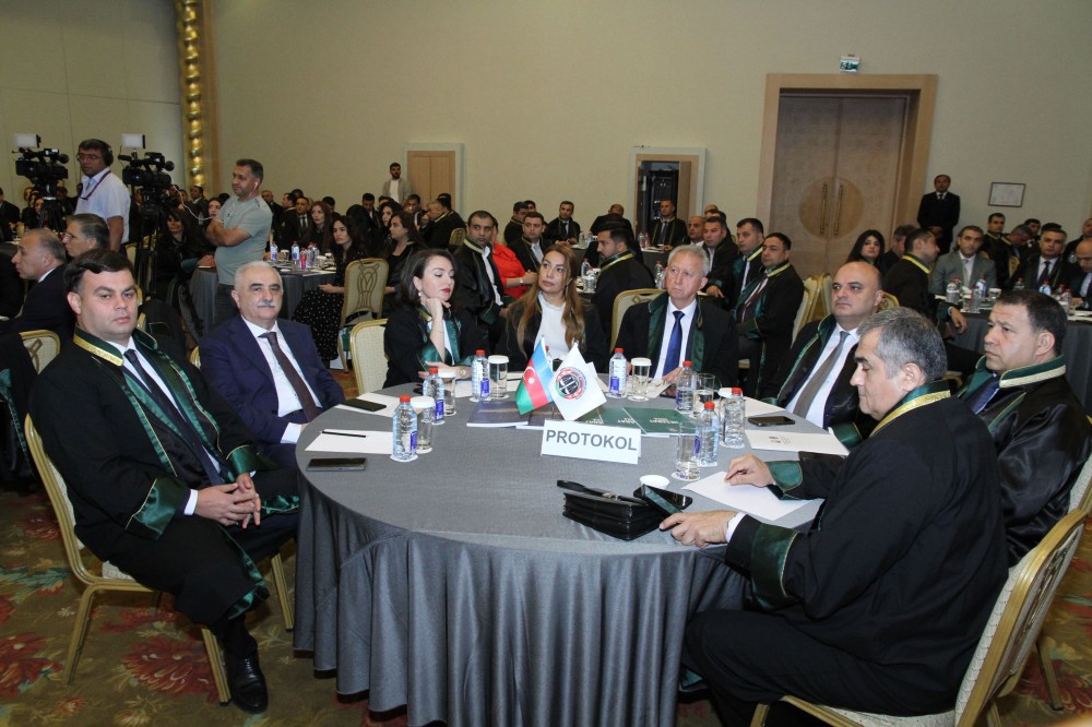 Azərbaycanda 2700-dən çox vəkil fəaliyyət göstərəcək