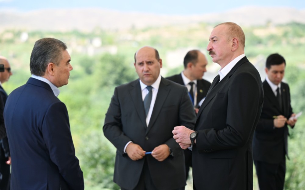 Liderlər Füzuli şəhərinin dağıdılmış yerlərinə baxıblar - FOTOLAR