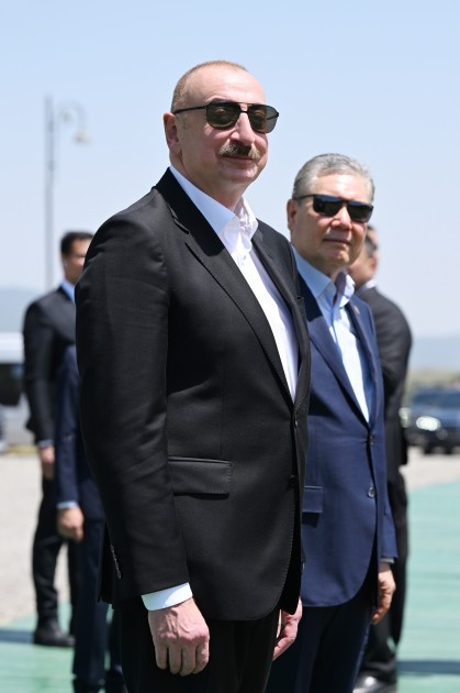 Prezident Berdiməhəmmədova Qarabağ atı hədiyyə etdi -FOTOLAR