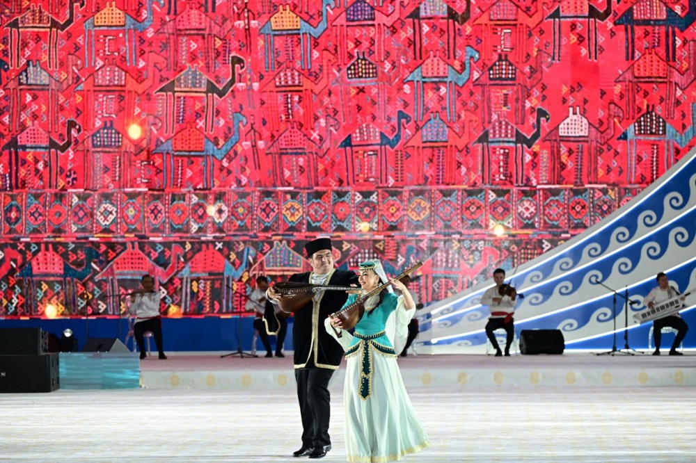 Azərbaycanın milli irsi Türkmənistanda böyük maraqla qarşılandı -FOTOLAR