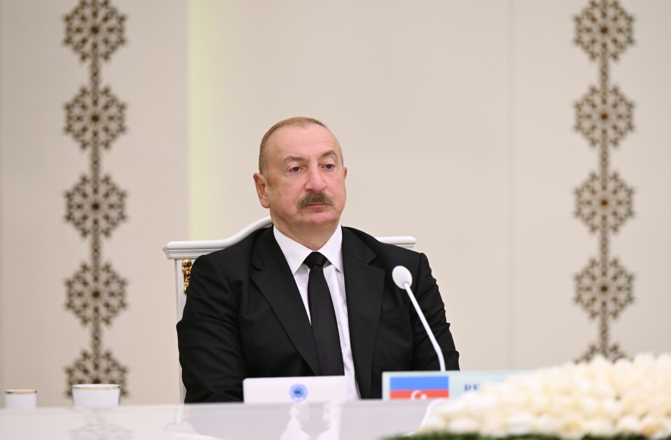 İlham Əliyevin Berdiməhəmmədovla geniş tərkibdə görüşü oldu- FOTOLAR (YENİLƏNİB)