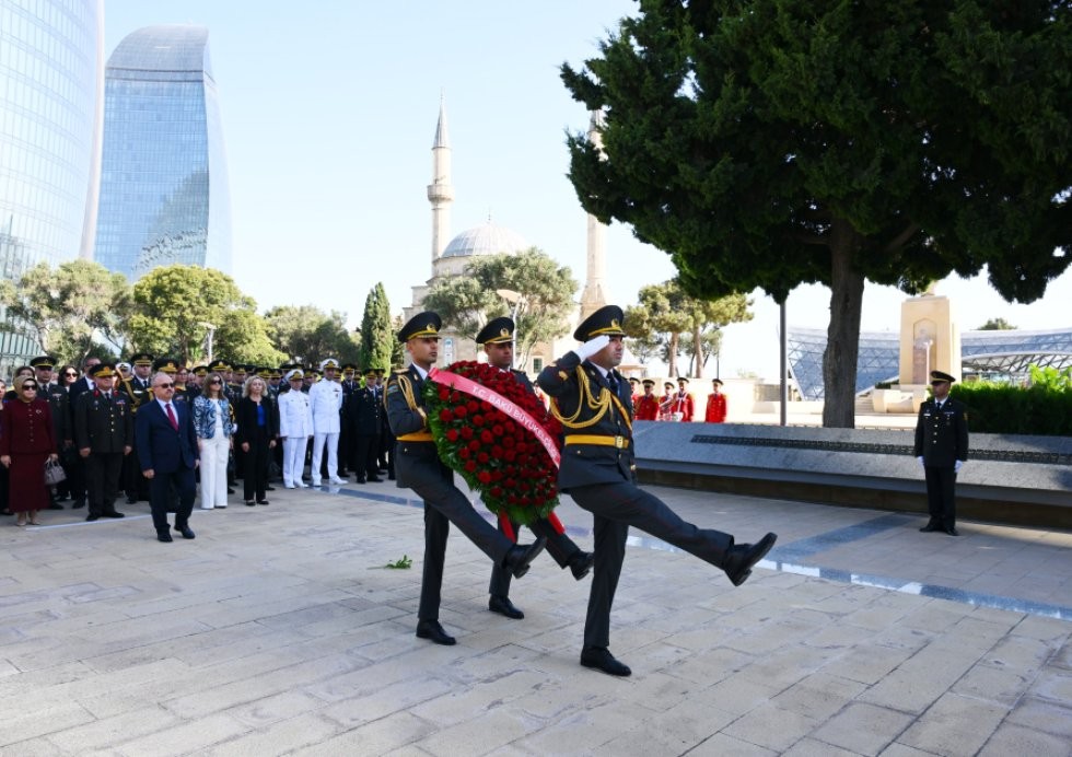 Bakıda Türk şəhidliyi ziyarət edilib