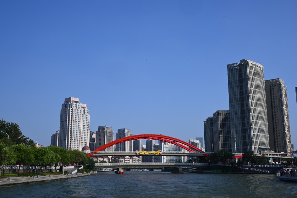 Mehriban Əliyeva dövlət başçılarının xanımları ilə gəmi gəzintisində -FOTOLAR