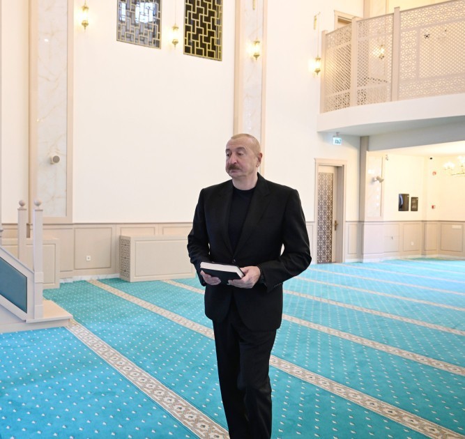 Dövlət başçısı Hadrut qəsəbəsində məscidin açılışını etdi -FOTOLAR