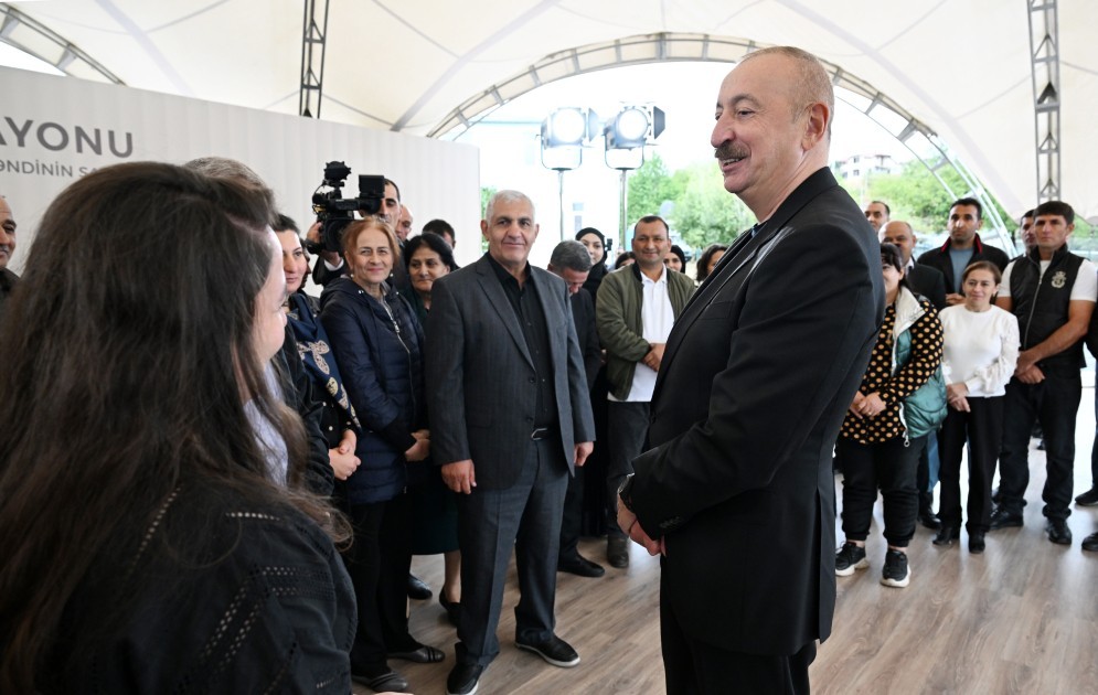 Prezident Xocavənddə sakinlərlə görüşdü -FOTOLAR (YENİLƏNİB)